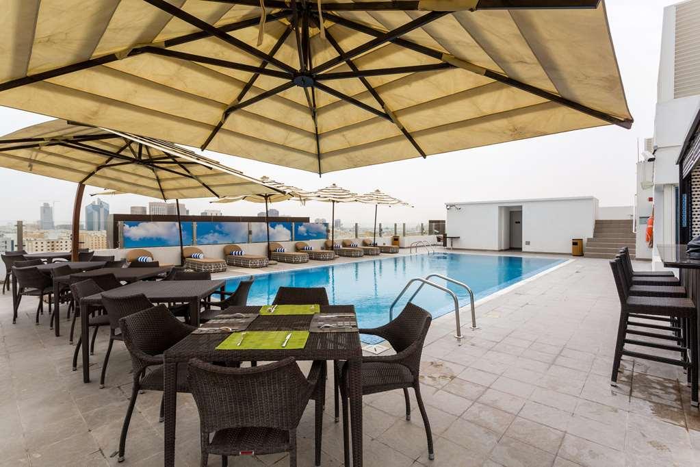 The Avenue 5*